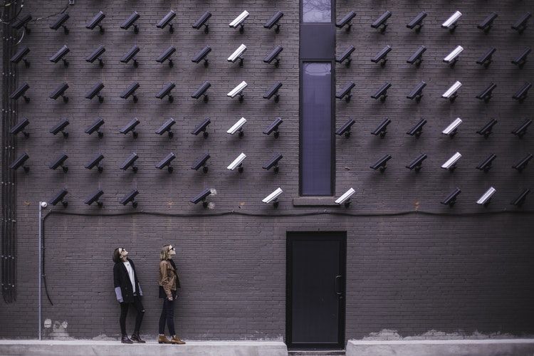 camaras en la pared - apps interesantes